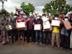 Ratusan Tukang Bentor Terima Paket Sembako, Bupati MYL : Semoga Bermanfaat di Dapur Bapak