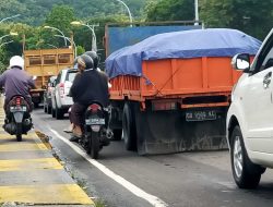 Jembatan Sumpang Biang Kerok Kemacetan Jalur Trans Sulawesi