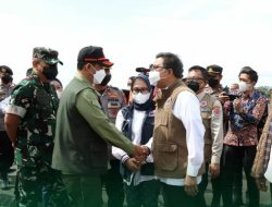 Rakor dan Kunjungi Pengungsi Gempa, Kepala BNPB: Segera Bentuk Satgas Tanggap Darurat