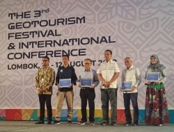 Wabup Maros dan Pangkep Diganjar Penghargaan dalam Pengembangan Geopark Indonesia