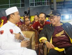 Taufan Pawe Nobar Bersama Ustadz Das’ad Latif di Stadion GBH Parepare