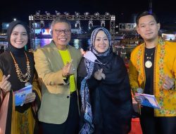 Tampil Memukau, MC Festival Salo’ Karajae Kenakan Baju Hasil Imaji Erna Rasyid Taufan