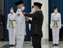 Gubernur Ridwan Kamil Kukuhkan Paskibraka Jabar 2022