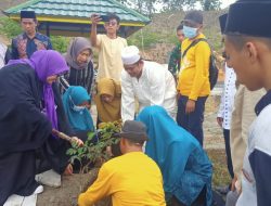 Erna Rasyid Taufan Launching Kampung Buah