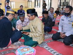 Penuh Haru, Tahanan Narkoba Nikah di Masjid Polres Majene