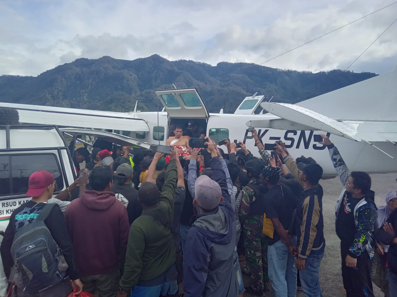 Warga Barru Kembali Tertembak di Papua