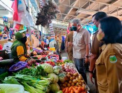 Jaga Stabilitas Harga dan Stok Pangan Jelang Ramadan, Pemkab Pinrang dan Bulog Operasi Pasar Murah