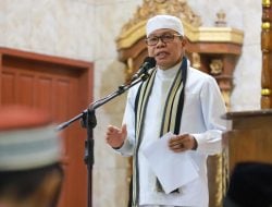 Safari Ramadan di Masjid Jami Nurul Iman Lemoe, Taufan Pawe Ajak Warga Perbanyak Bersyukur