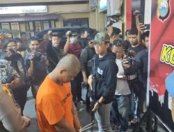 Polisi Bongkar Industri Busur di Makassar