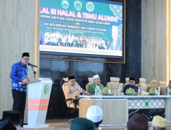 Suardi Saleh Halal Bi Halal Dengan Alumni DDI