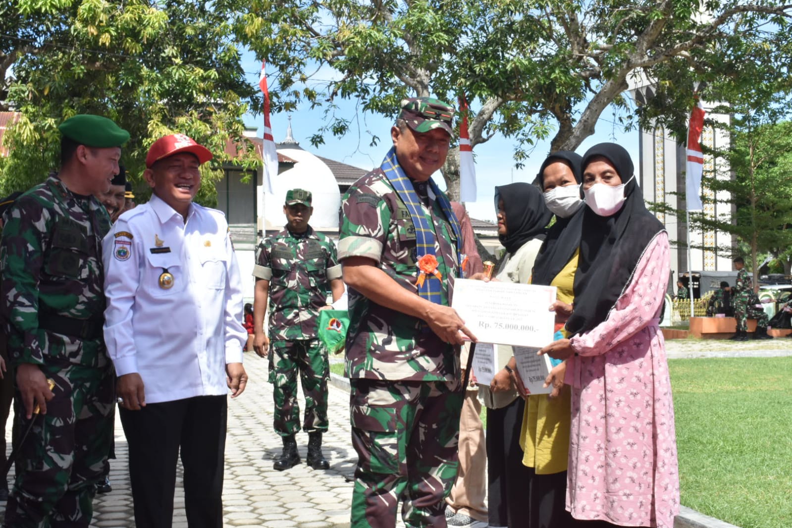 Bansos Dan Pasar Murah Warnai Pembukaan Tmmd Kodim Polman Parepos