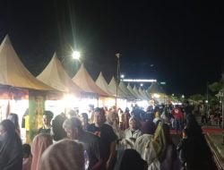 Pengunjung Meluber di Malam Pembukaan Festival Salo Karajae