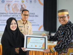 Raih Penghargaan, Erna Rasyid Taufan Dinobatkan Tokoh Penggerak dan Peduli Pelestarian Bahasa Daerah