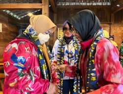 Erna Rasyid Taufan Maknai Momentum Hari Batik Nasional