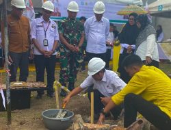 Kaswadi Letakkan Batu Pertama Pembangunan Graha DPD PPNI Soppeng
