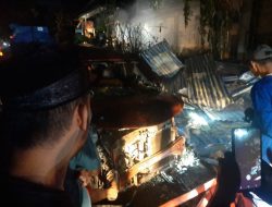Tabrak Kios Bensin, Mobil dan Dua Rumah Hangus Terbakar