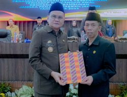 Ketua DPRD dan Bupati Barru Tanda Tangani Nota Kesepakatan Ranwal RPJPD Kabupaten Barru Tahun 2025-2045