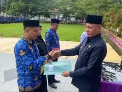 Pj Bupati Enrekang H Baba Serahkan SK CPNS dan PPPK Formasi 2023