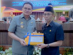 Ketua DPRD Barru Pimpin Paripurna Ranperda RPJPD 2025-2045