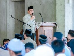 Bupati Barru Sholat Jumat di Masjid Syuhada Desa Lompo Tengah