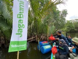 Masyarakat, Komunitas dan Relawan TERRA Bersihkan Sampah di Kawasan UNESCO Global Park Rammang-Rammang