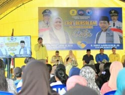 Erat Bersalam Disambut Antusias Ribuan Pendukungnya, Partai Golkar, Demokrat, dan Gelora Siap Persembahkan Putra Putri Terbaik Memimpin Parepare