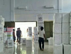 KPU Parepare Bersihkan Gudang Logistik