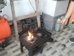 Kisah Warga Parepare Kesulitan Dapatkan Gas 3Kg, Sulap Oli Bekas Jadi Bahan Bakar Kompor