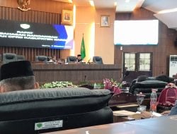 Ketua Sementara DPRD Pimpin  Rapat Pembahasan Rancangan Peraturan DPRD Kabupaten Barru