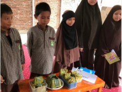 SDIT An Naas Kenalkan Budaya Indonesia Melalui Makanan