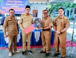 Bupati Barru Serahkan 1 Unit Mobil Ambulance di Puskesmas Bojo