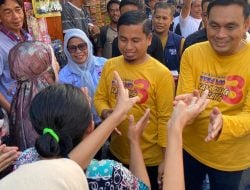 Kedekatan Tasming-Hermanto dengan Warga Terlihat Saat Blusukan di Kampung Pisang