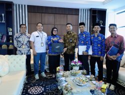 29 ASN Pemkab Barru Terima SK Pensiun