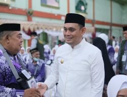 Wawali Hermanto Lepas Keberangkatan 127 JCH Parepare