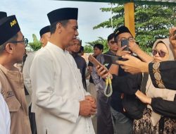 Bagikan 62 Hewan Kurban di Momentum Idul Adha, Mentan Amran Tegas Soal Mafia Pangan