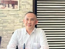 Pancasila di Simpang Jalan: Internalisasi Nilai-Nilai Pancasila dalam Kehidupan Bermasyarakat, Berbangsa, dan Bernegara