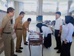 Pemkab Barru Gelar MoU, Pj Sekda Abubakar Tandatangani Simbolis Perjanjian Kerja Pegawai Pemerintah