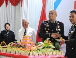 Bupati Pinrang Hadiri Peringatan Hari Bhayangkara ke-79, Tekankan Sinergi Jaga Keamanan
