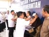 Realisasikan Visi Misi saat jadi Calon Wali Kota, Tasming Hamid Serahkan Seragam Gratis ke Ribuan Siswa SD dan SMP Negeri di Parepare